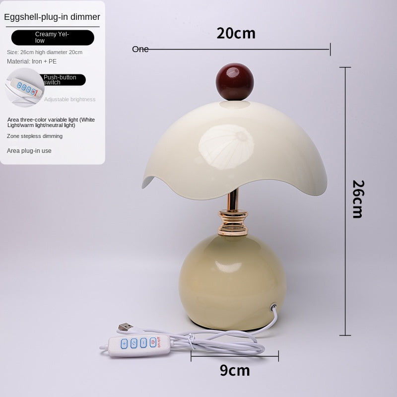 Shell-Shaped Luxury Minimalist Bedside Lamp